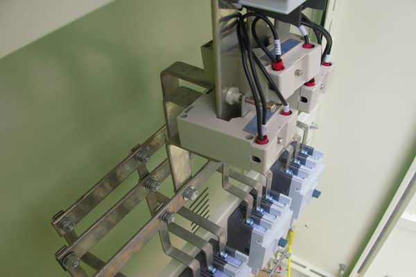 国营广坝农场控制箱-3683讲讲控制箱的使用特点